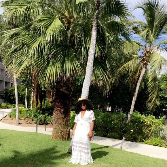 Meet your Posher, Mimi - Picture 3 of 4